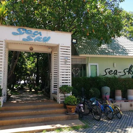 Sea-Sky Resort Хаад Чао Самран Екстериор снимка